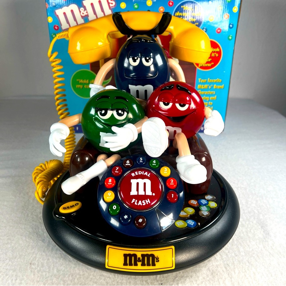 M&M'S Animated Telephone Talking Light Up + Manual + Original Box EUC